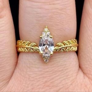 Marquise Leaf Band Engagement Ring
